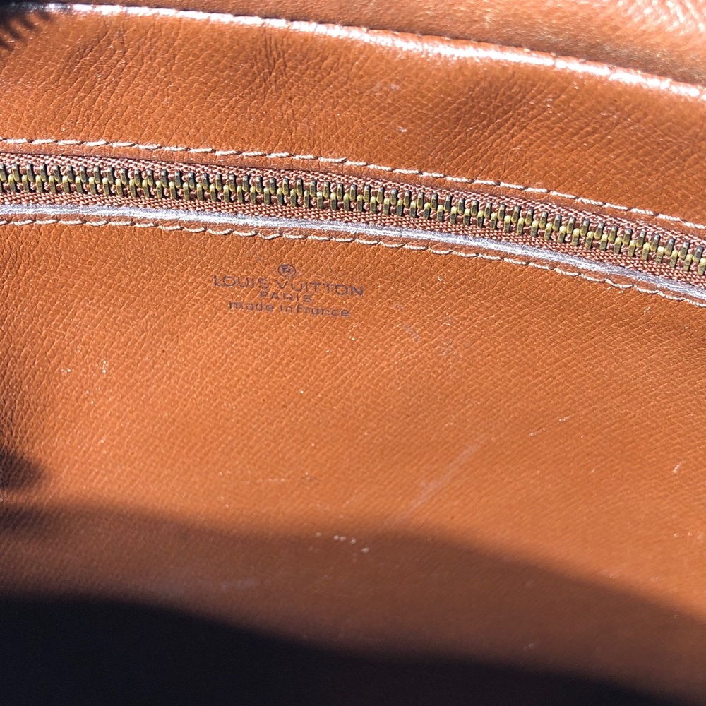 Pre-Love Louis Vuitton Monogram Messenger Bag in Brown and Tan - Picture 10 of 16
